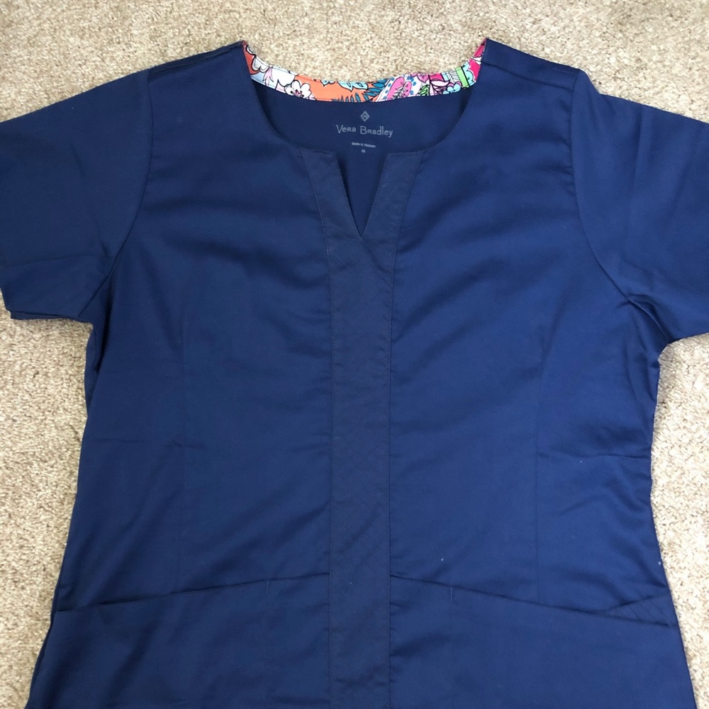 Very Bradley Scrub Top